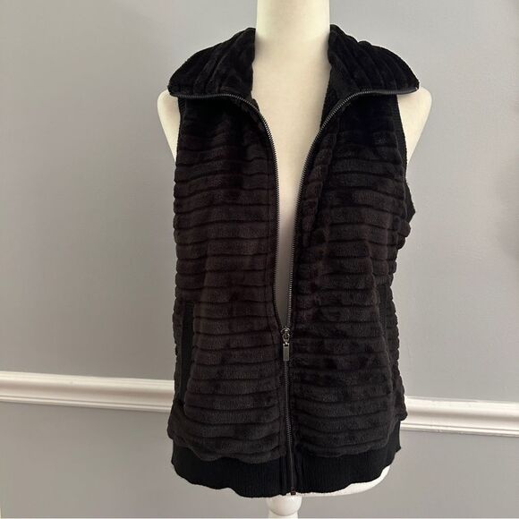 Cable&Gauge Stylish Warm Super Soft Sleeveless Zip Up Faux Fur Vest Size M - Picture 2 of 6